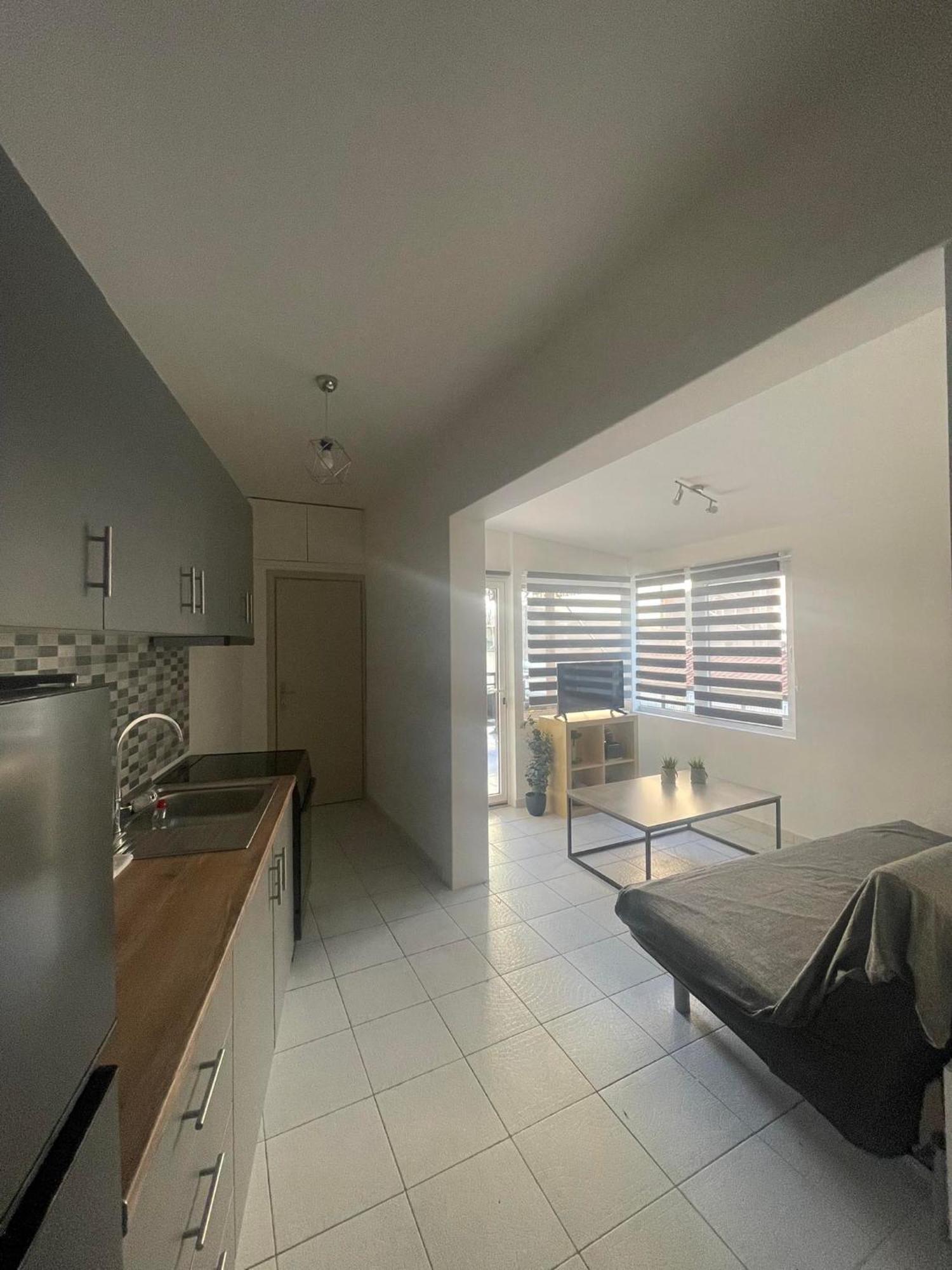 Tony 'S Place Apartment Drama Bagian luar foto